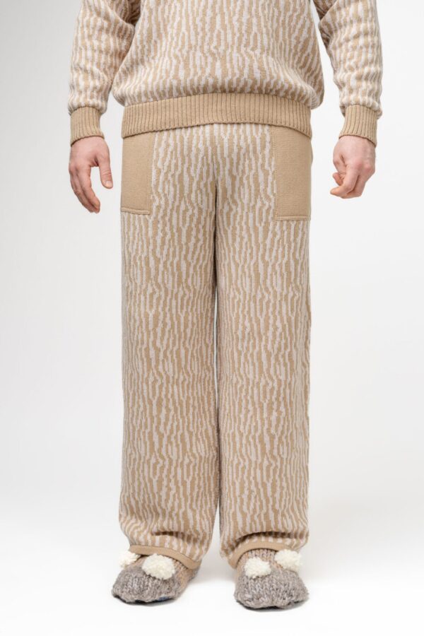 Roots pants