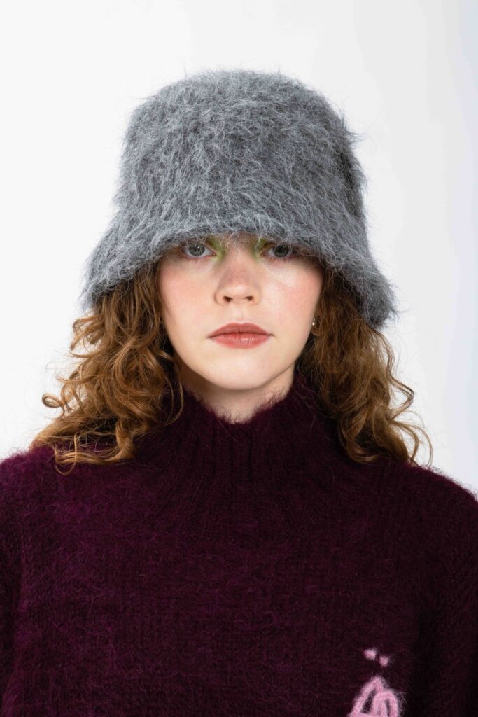 Suri bucket hat